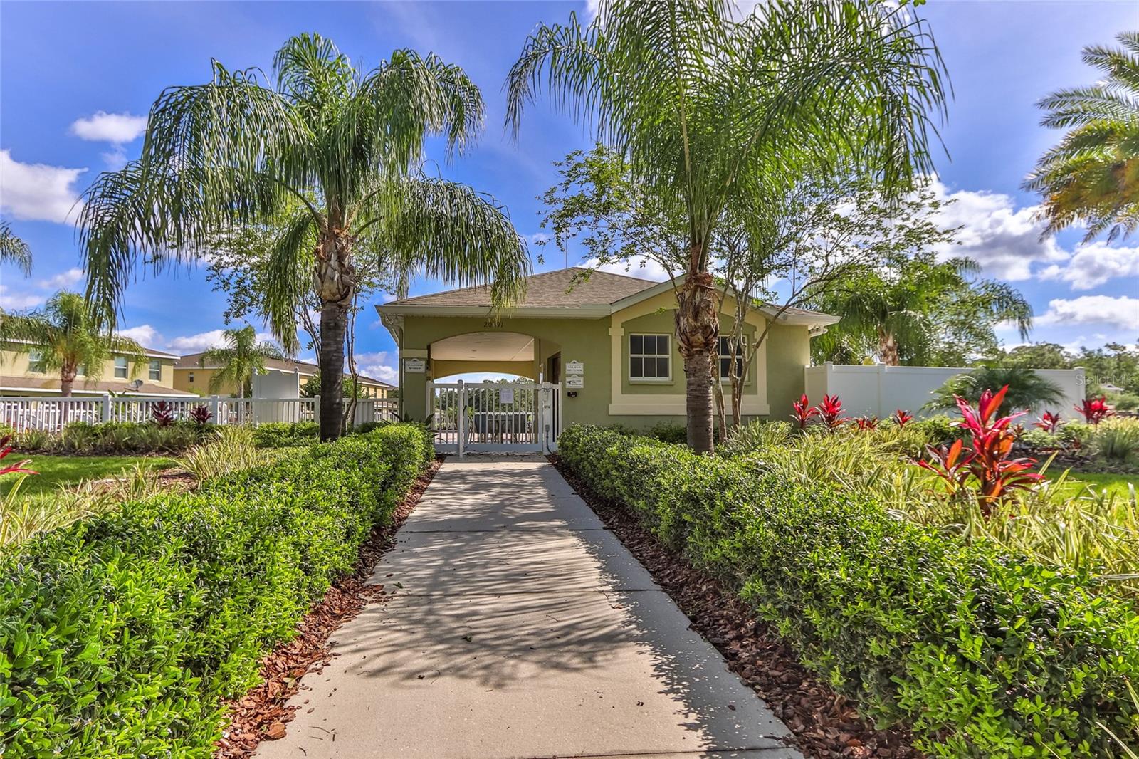 Image 32 of 35 For 8514 Brushleaf Way