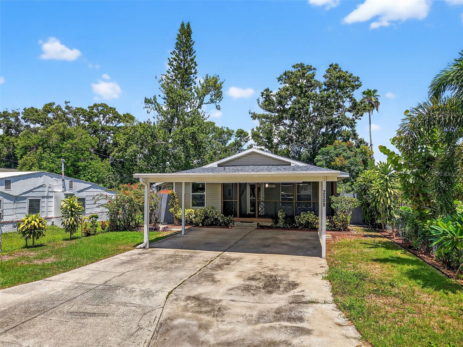 Image 2 of 58 For 2508 42nd Avenue N