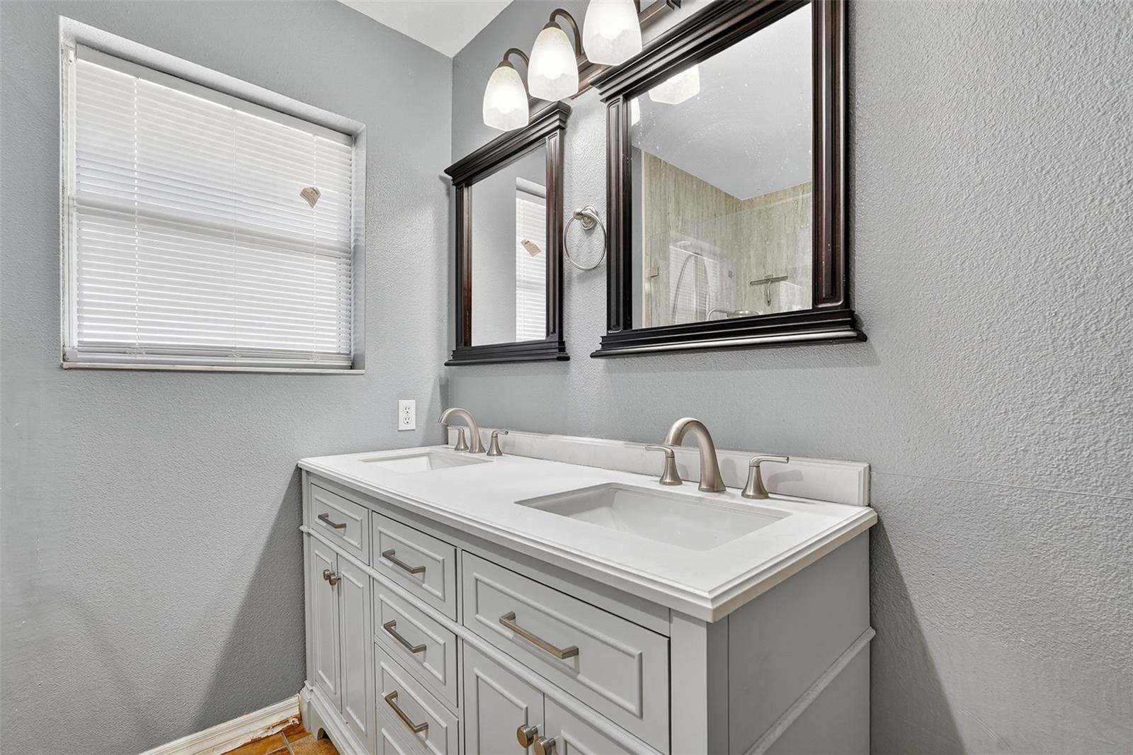 Image 24 of 58 For 2508 42nd Avenue N