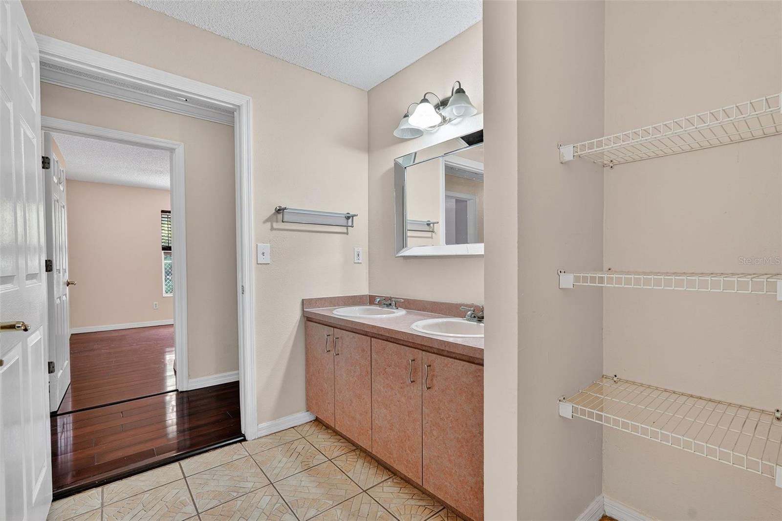 Image 34 of 58 For 2508 42nd Avenue N