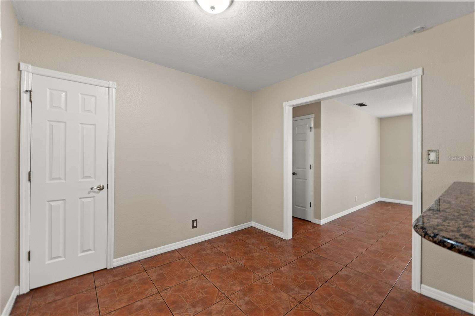 Image 10 of 24 For 3015 Kathleen Street