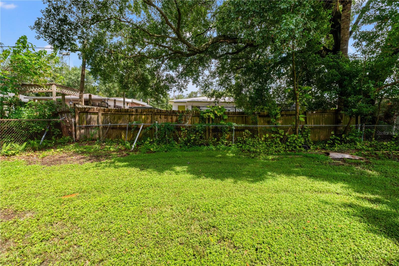 Image 23 of 24 For 3015 Kathleen Street