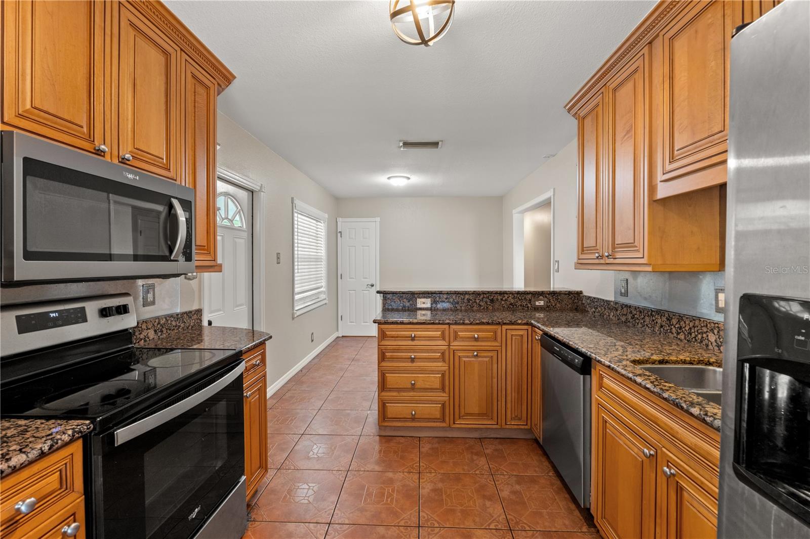 Image 6 of 24 For 3015 Kathleen Street