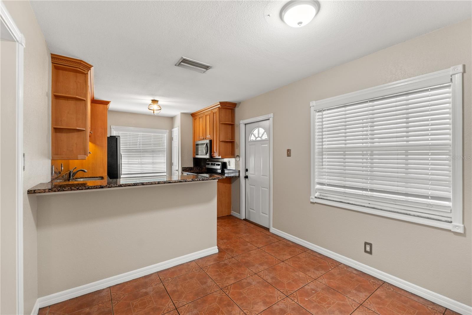 Image 7 of 24 For 3015 Kathleen Street