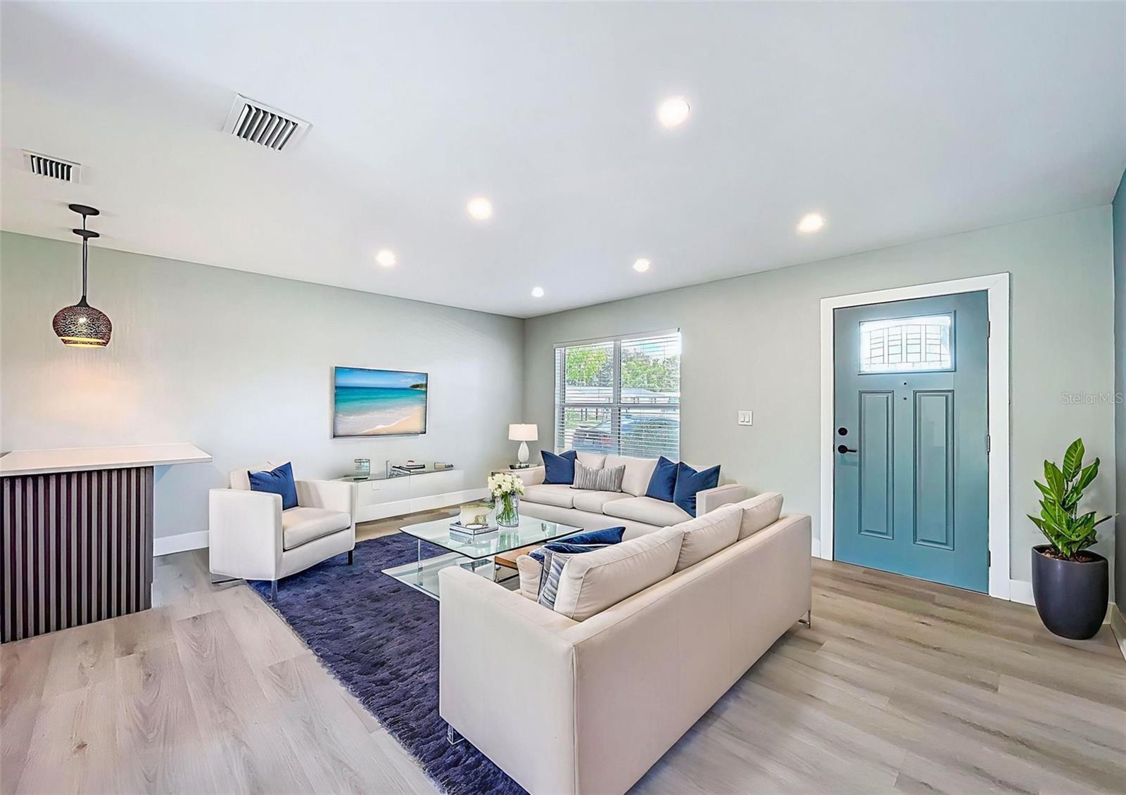 Image 10 of 45 For 1501 Julian Lane Drive
