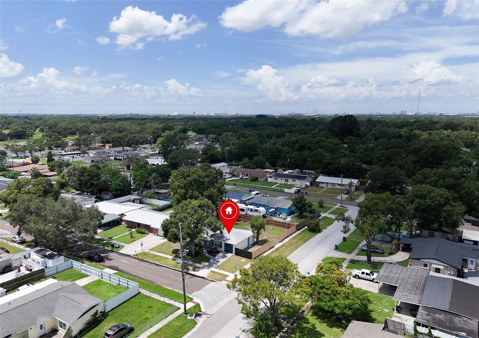 Image 24 of 45 For 1501 Julian Lane Drive