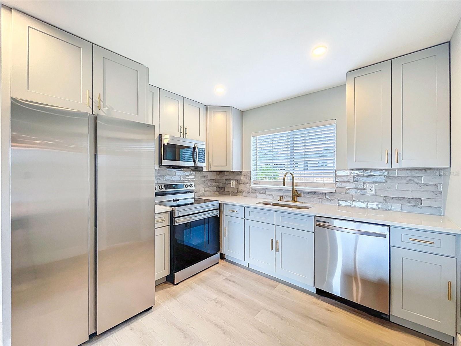 Image 36 of 45 For 1501 Julian Lane Drive