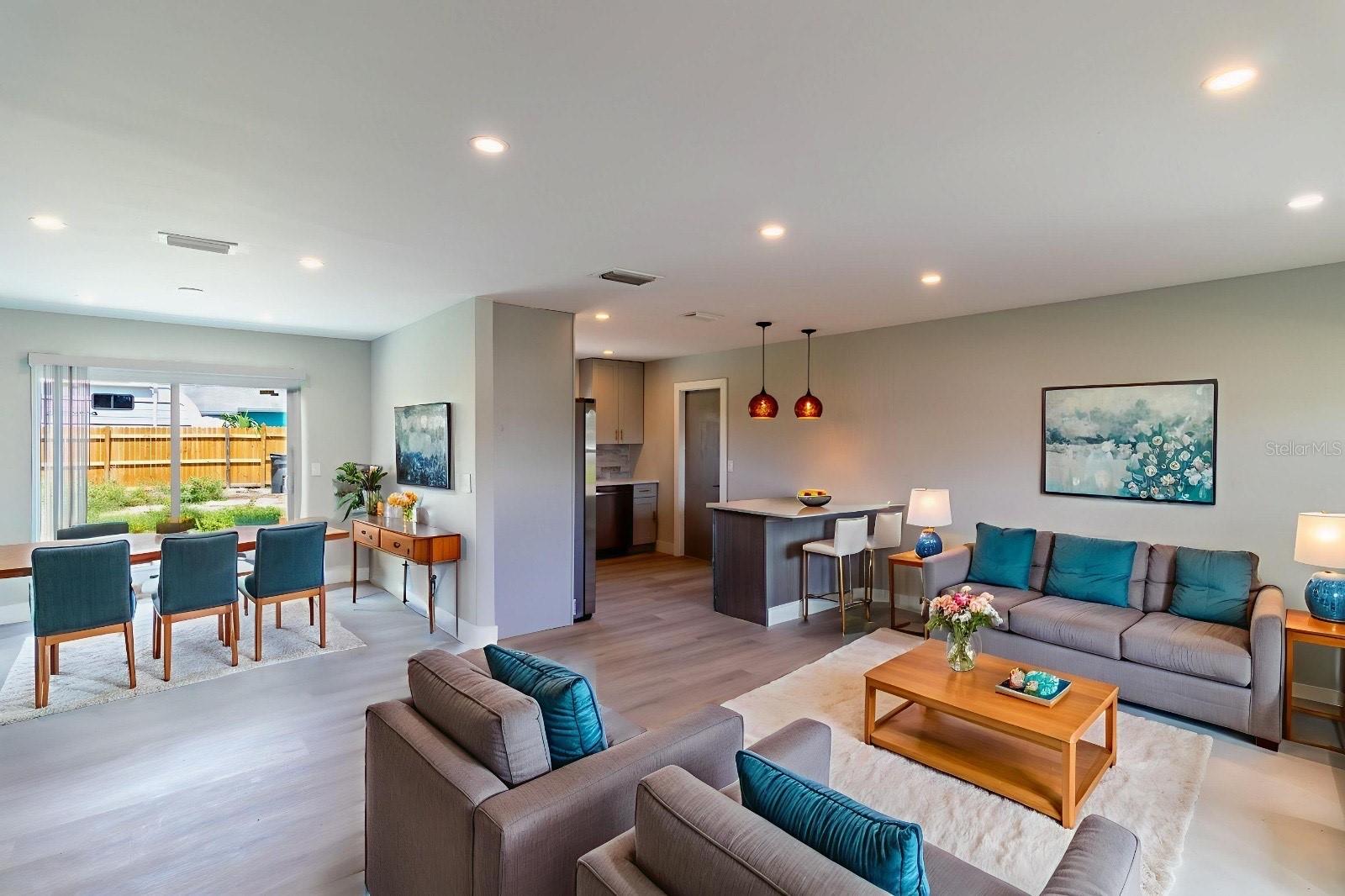 Image 4 of 45 For 1501 Julian Lane Drive