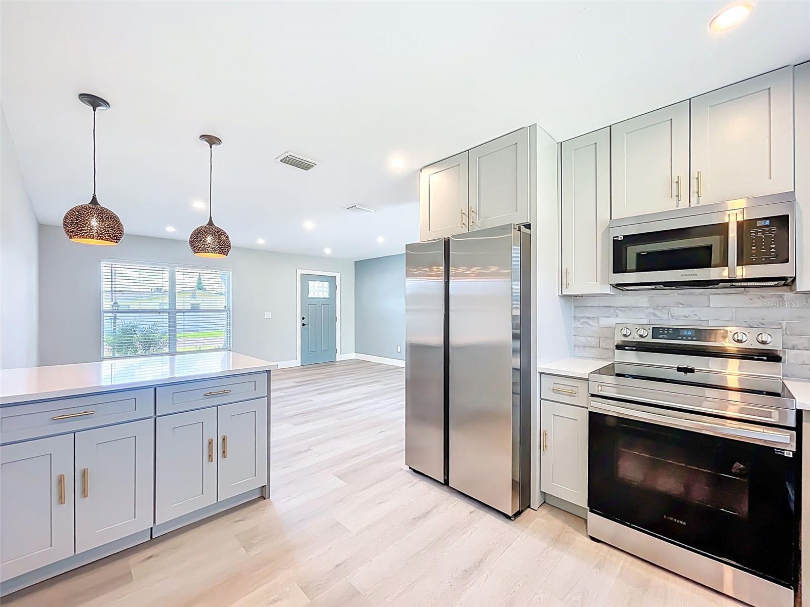 Image 9 of 45 For 1501 Julian Lane Drive