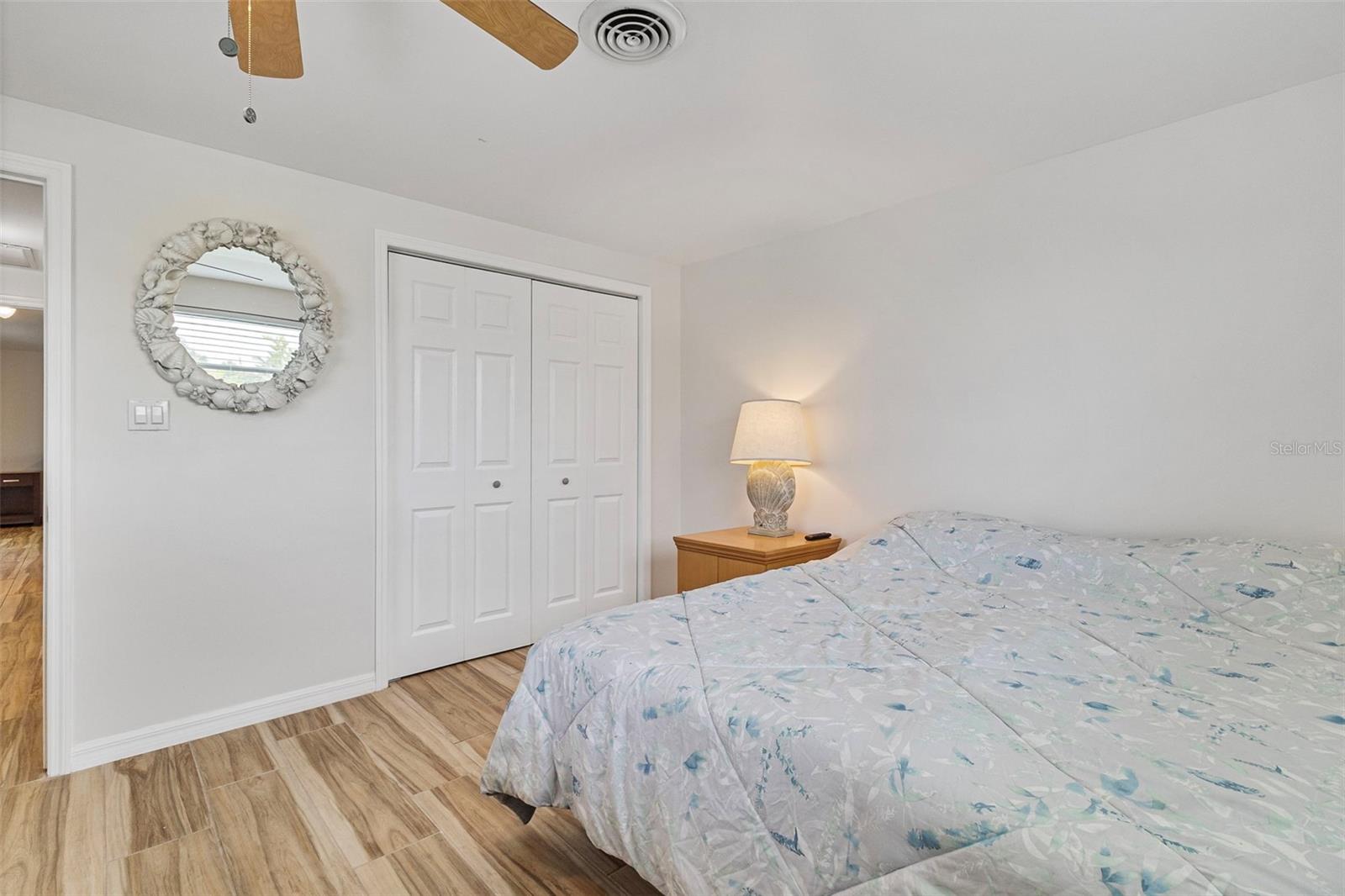 Image 19 of 43 For 138 Dowling Avenue Ne