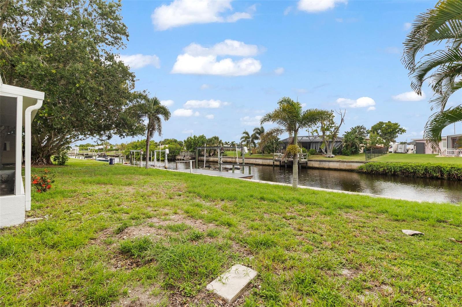 Image 30 of 43 For 138 Dowling Avenue Ne