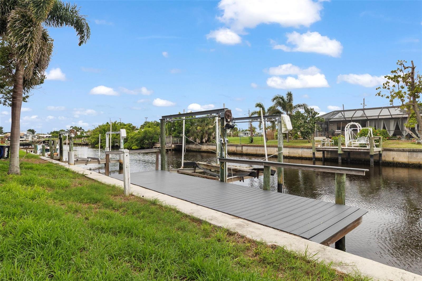 Image 31 of 43 For 138 Dowling Avenue Ne