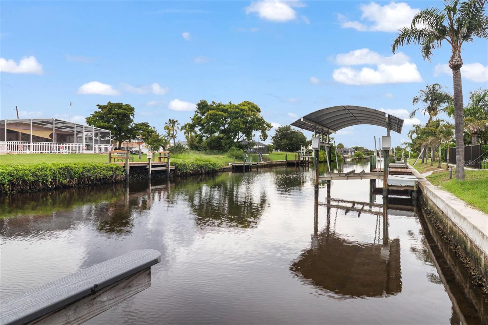 Image 32 of 43 For 138 Dowling Avenue Ne