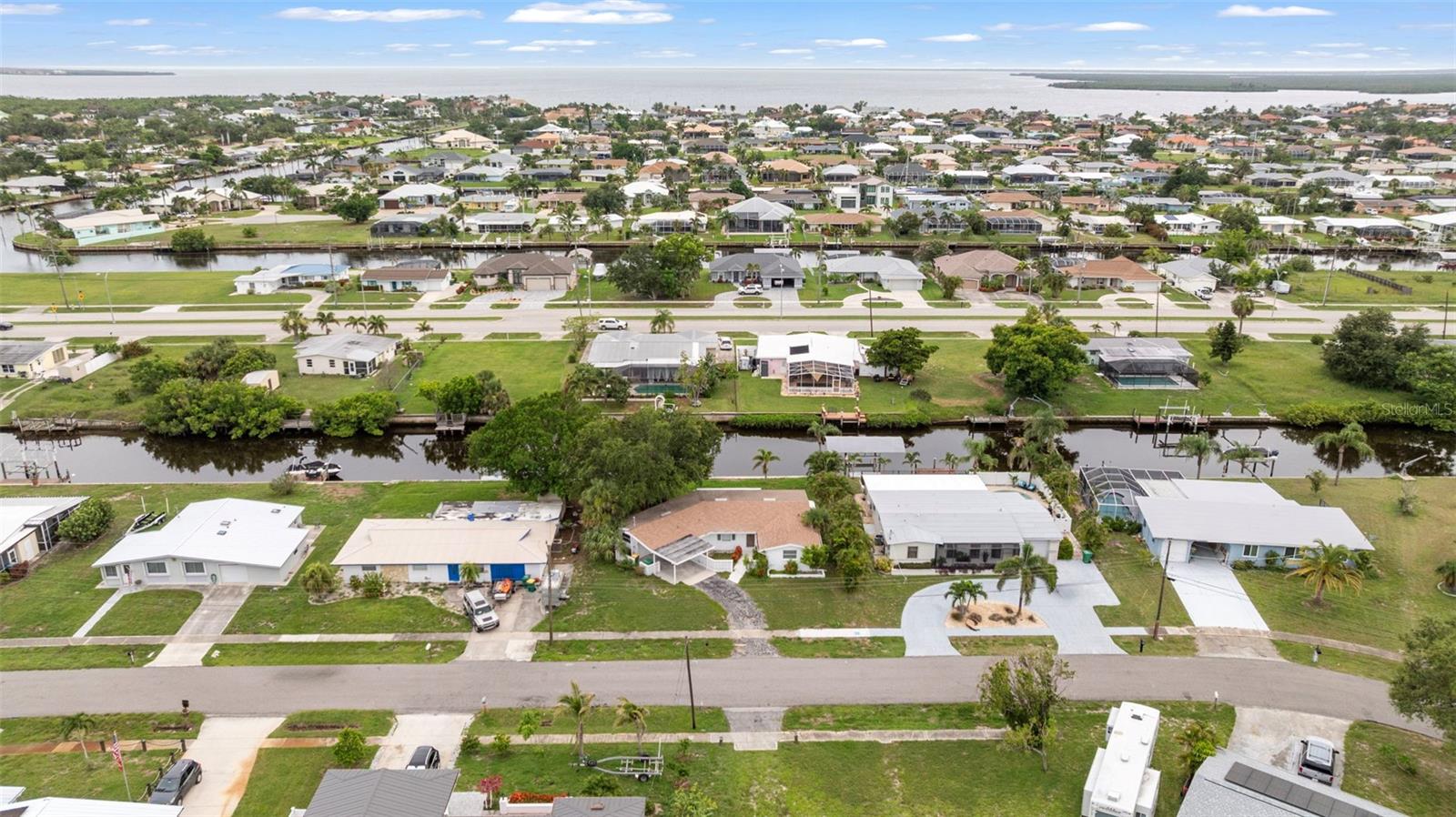 Image 42 of 43 For 138 Dowling Avenue Ne