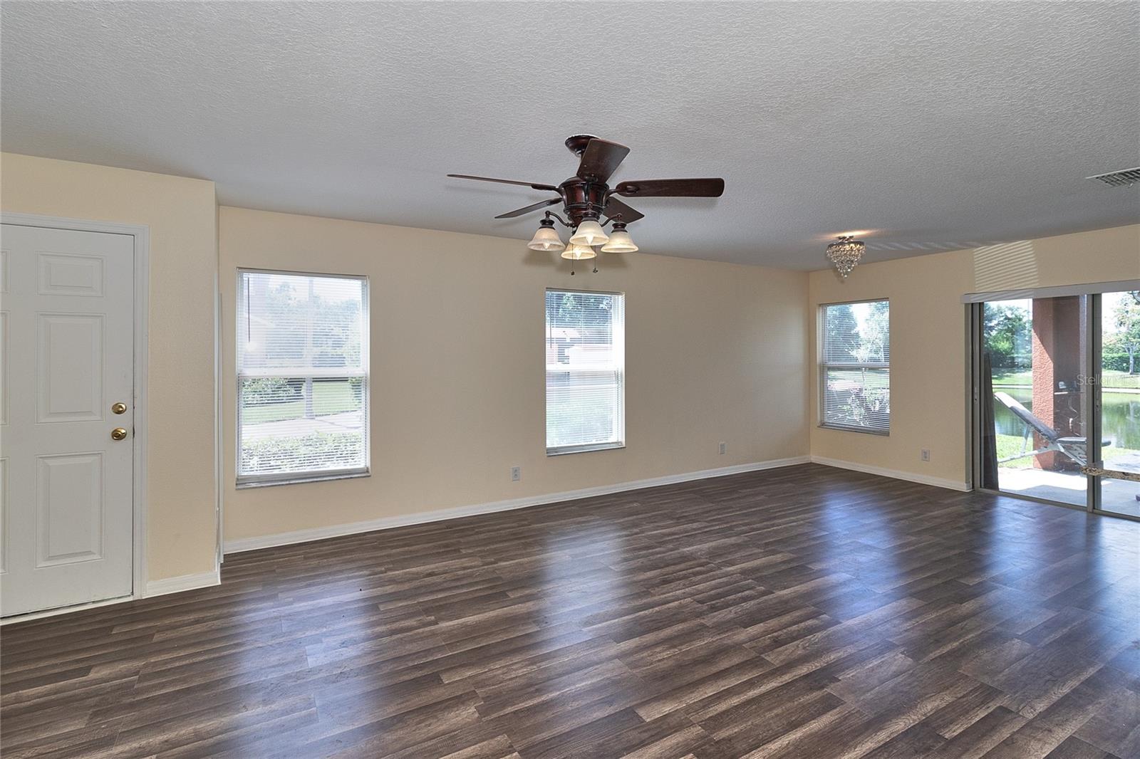 Image 5 of 49 For 2520 Colony Reed Lane