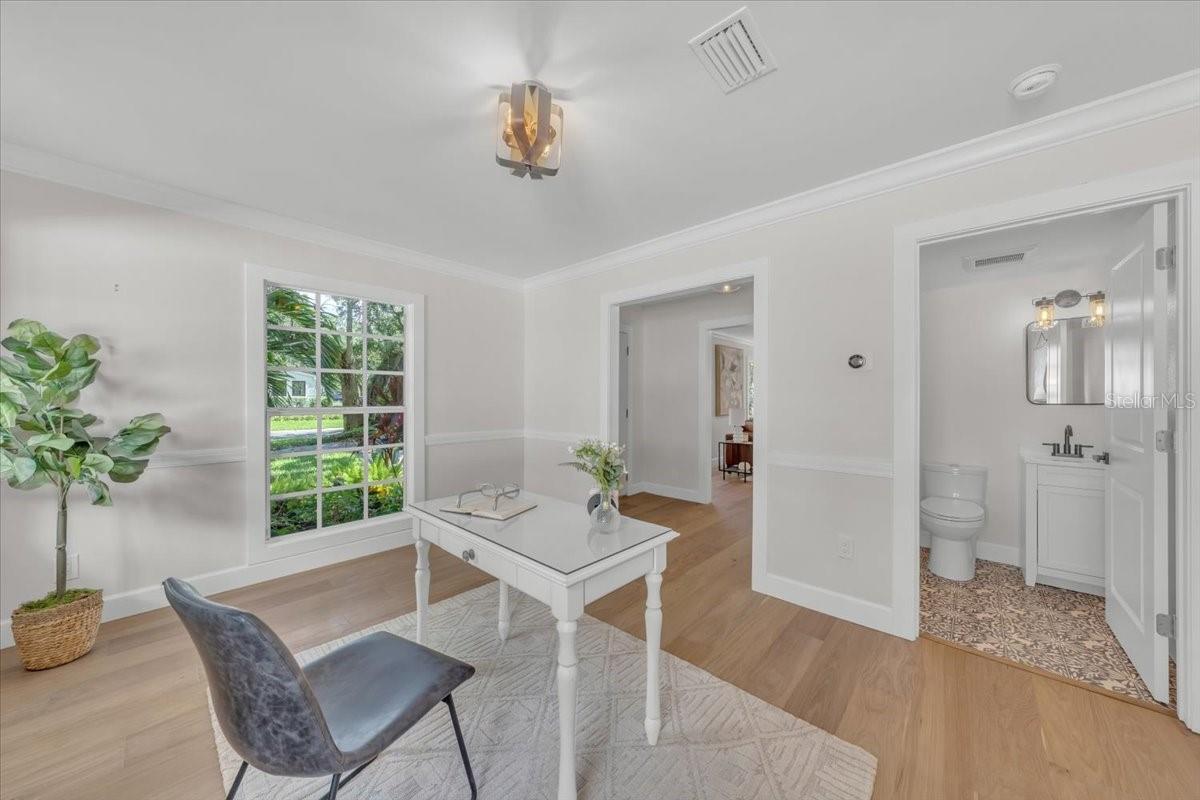 Image 23 of 49 For 4512 Ferncroft Circle