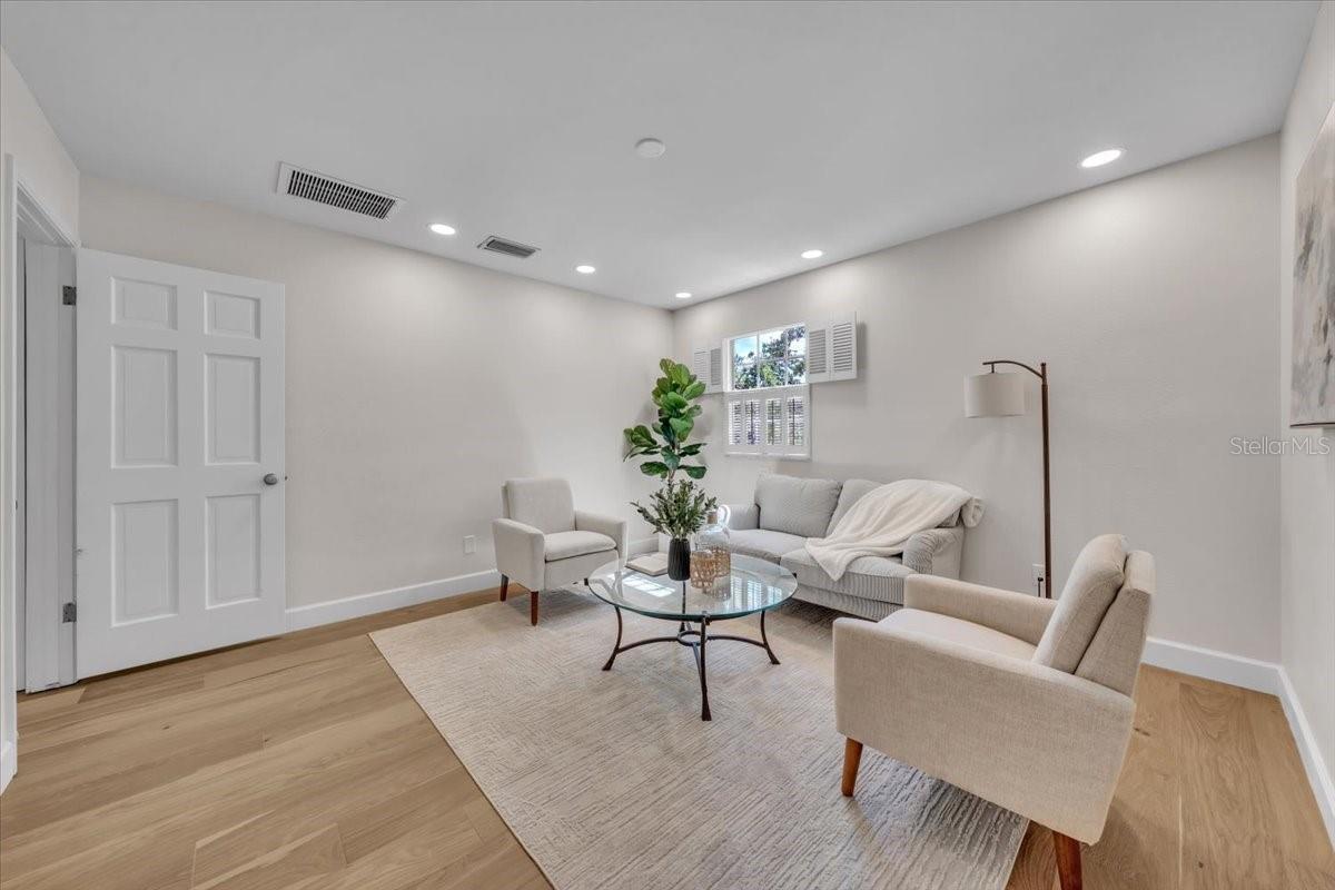 Image 30 of 49 For 4512 Ferncroft Circle
