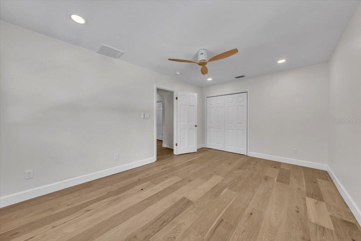 Image 39 of 49 For 4512 Ferncroft Circle