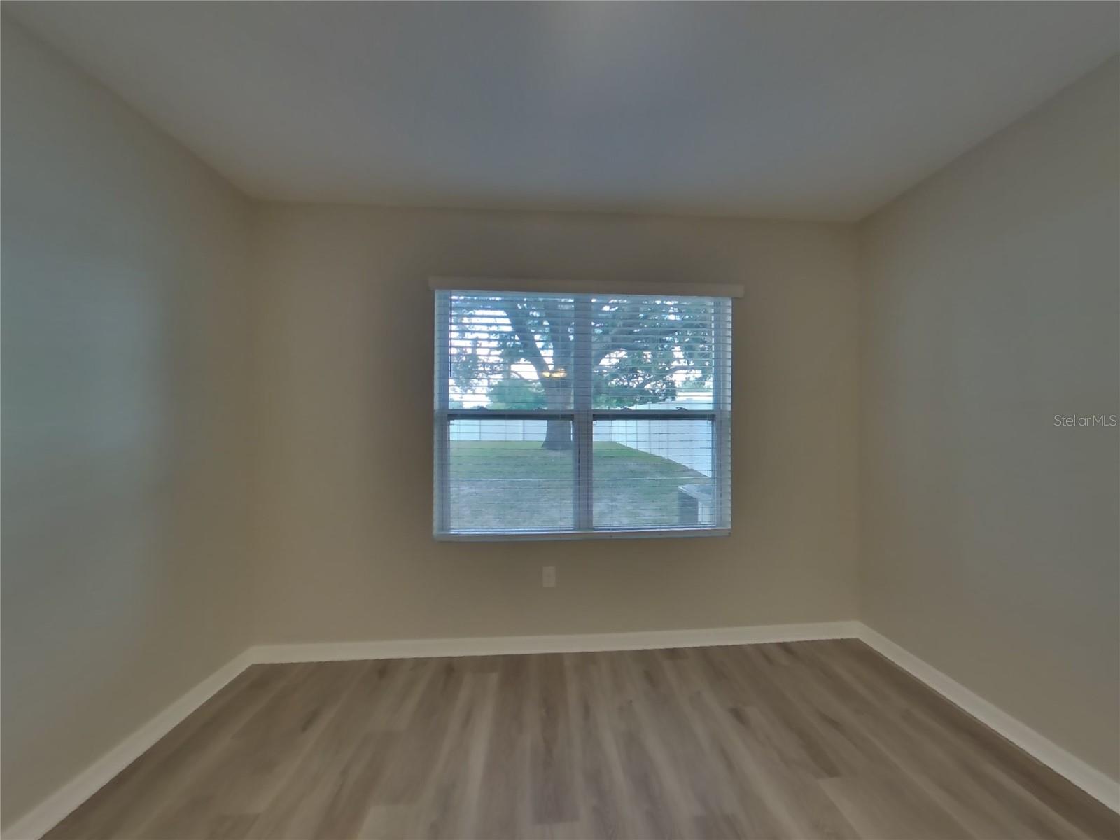 Image 9 of 18 For 5994 Churchill Square Way