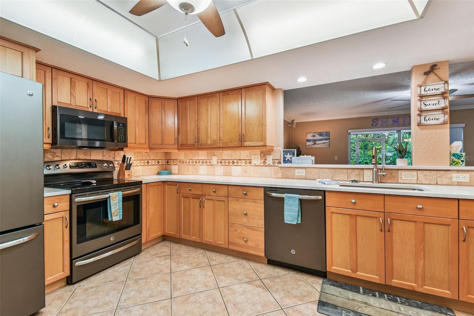 Image 14 of 57 For 12801 Kimberly Oaks Circle