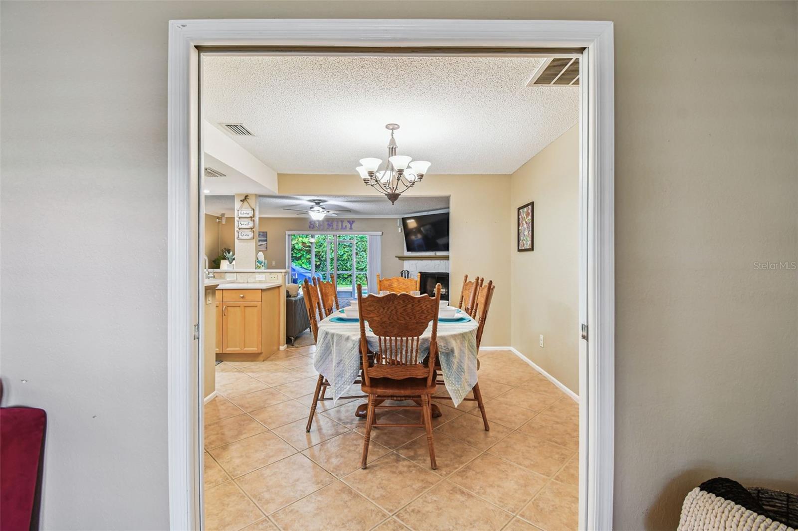 Image 8 of 57 For 12801 Kimberly Oaks Circle