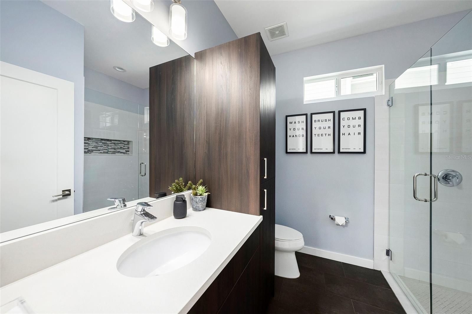 Image 37 of 49 For 4418 Kensington Avenue