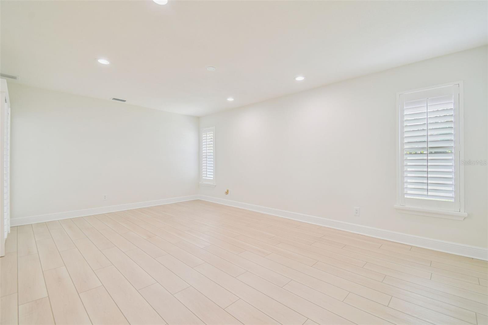 Image 33 of 84 For 3304 Westmoreland Drive