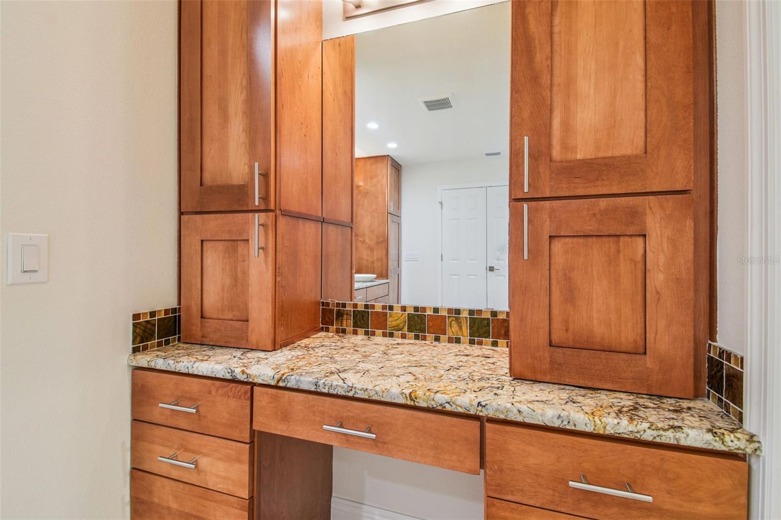 Image 39 of 84 For 3304 Westmoreland Drive