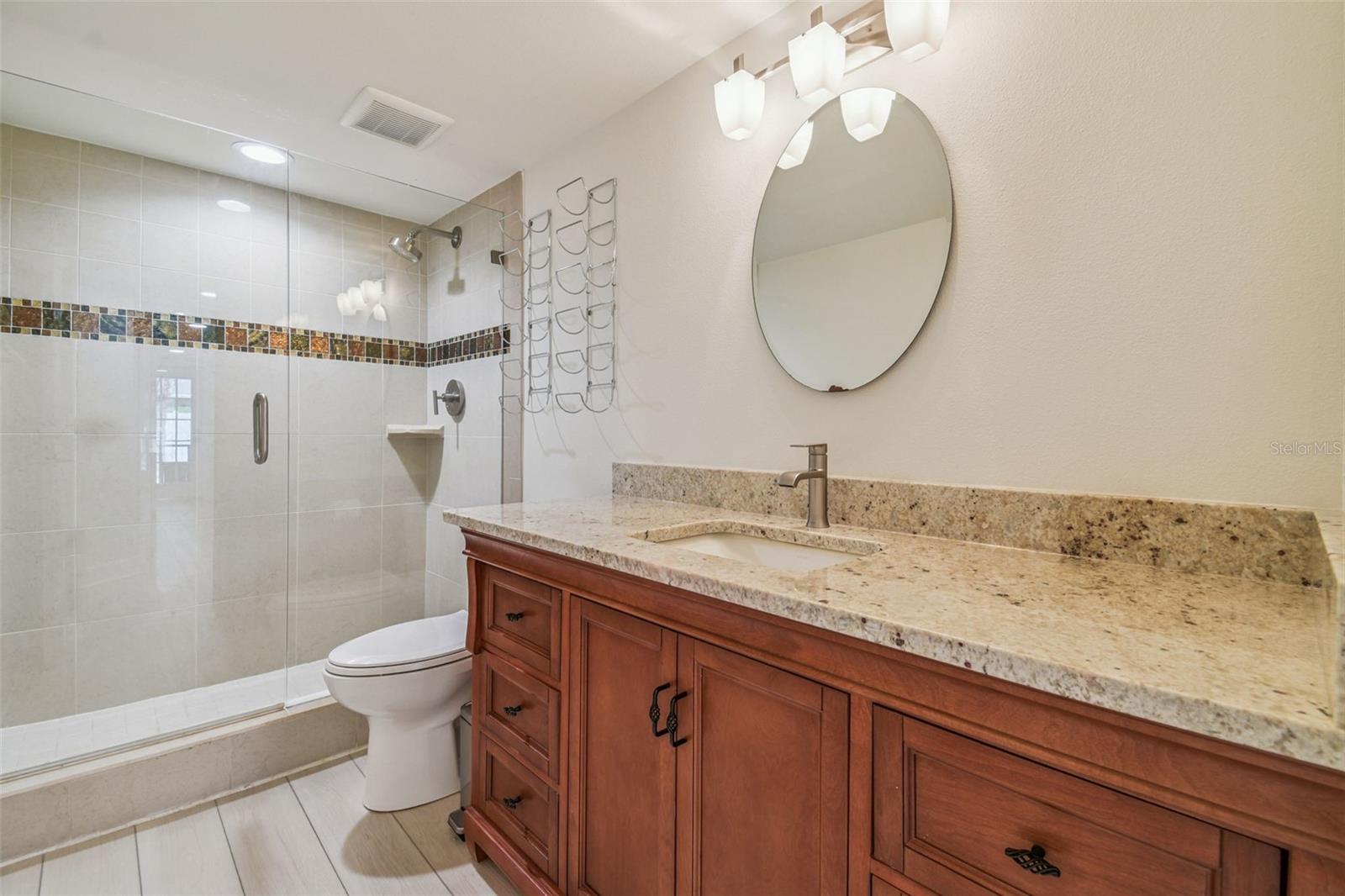Image 45 of 84 For 3304 Westmoreland Drive