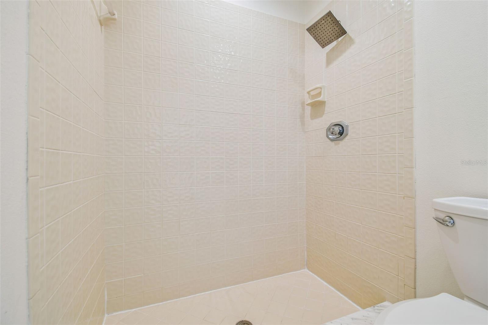 Image 50 of 84 For 3304 Westmoreland Drive