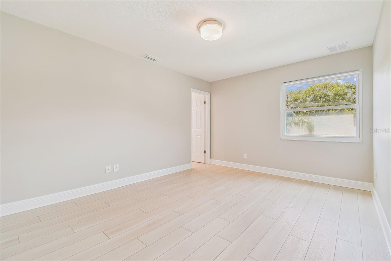 Image 61 of 84 For 3304 Westmoreland Drive