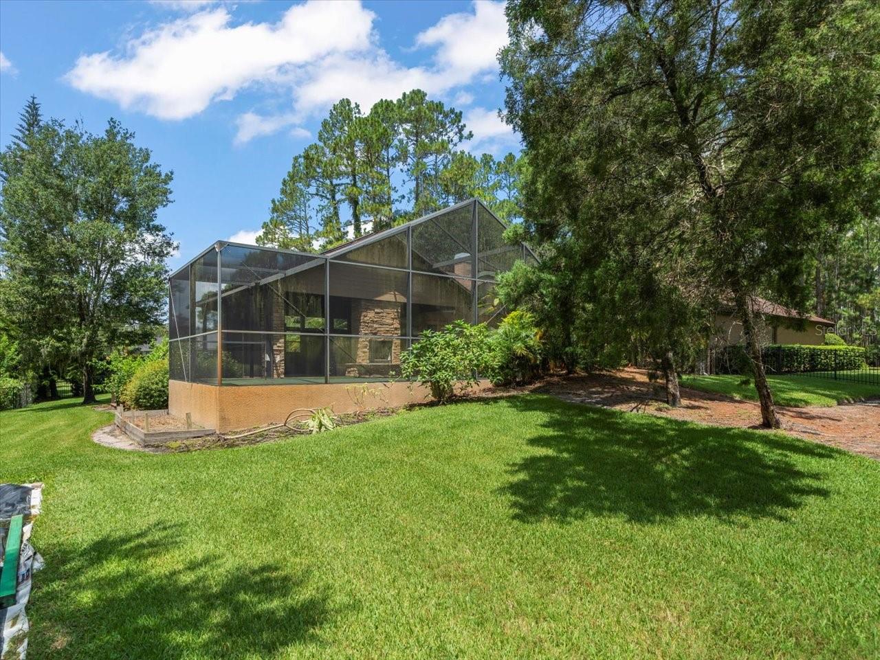 Image 19 of 47 For 412 Pine Bluff Drive