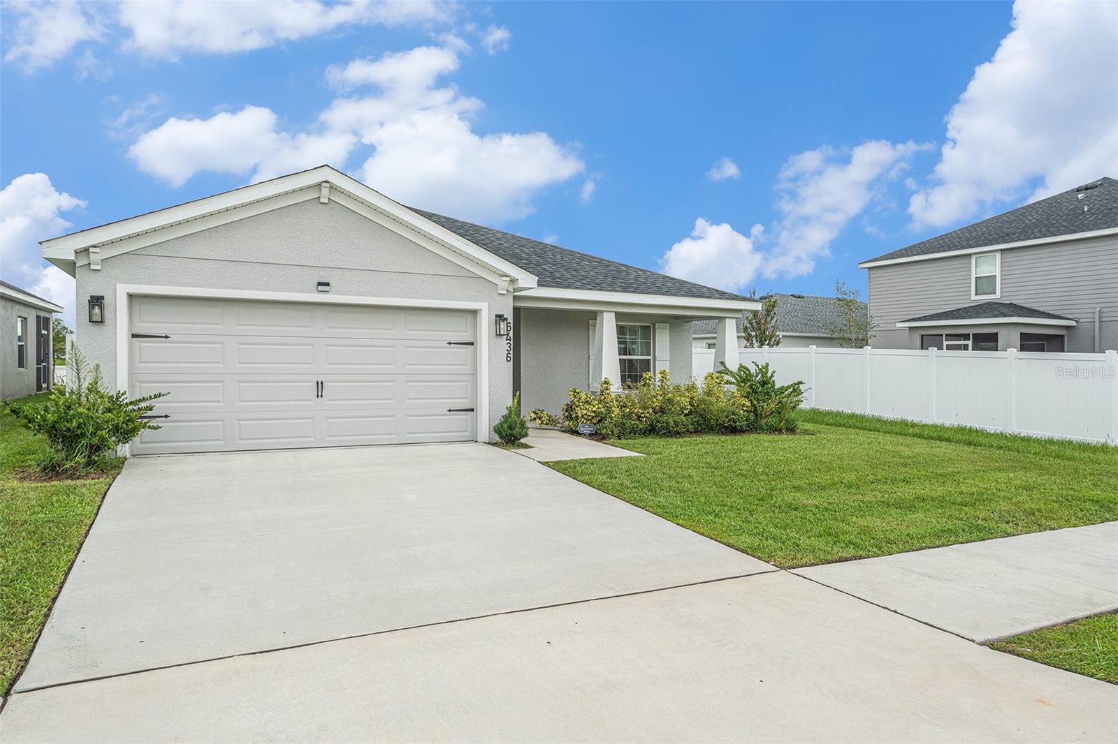 Listing photo id 0 for 6436 Pebblebrooke Way