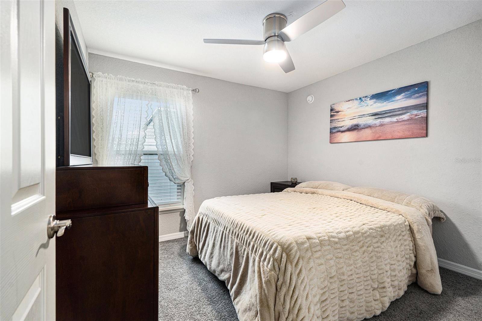 Listing photo id 22 for 6436 Pebblebrooke Way