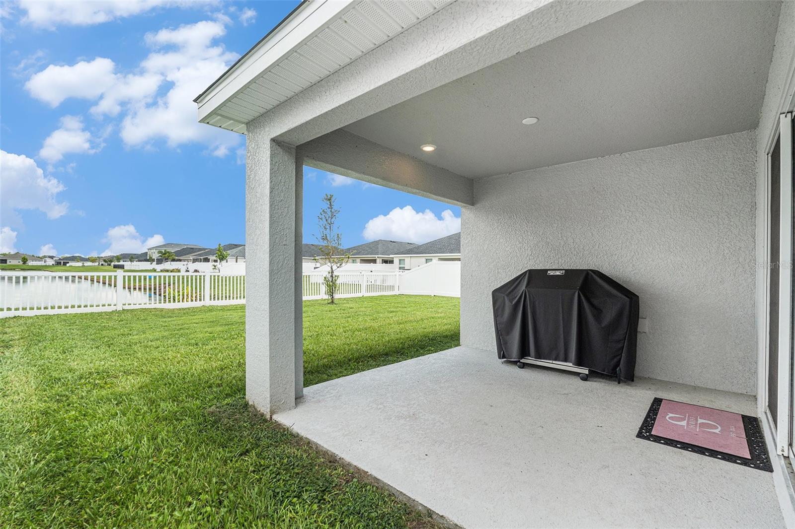 Listing photo id 28 for 6436 Pebblebrooke Way