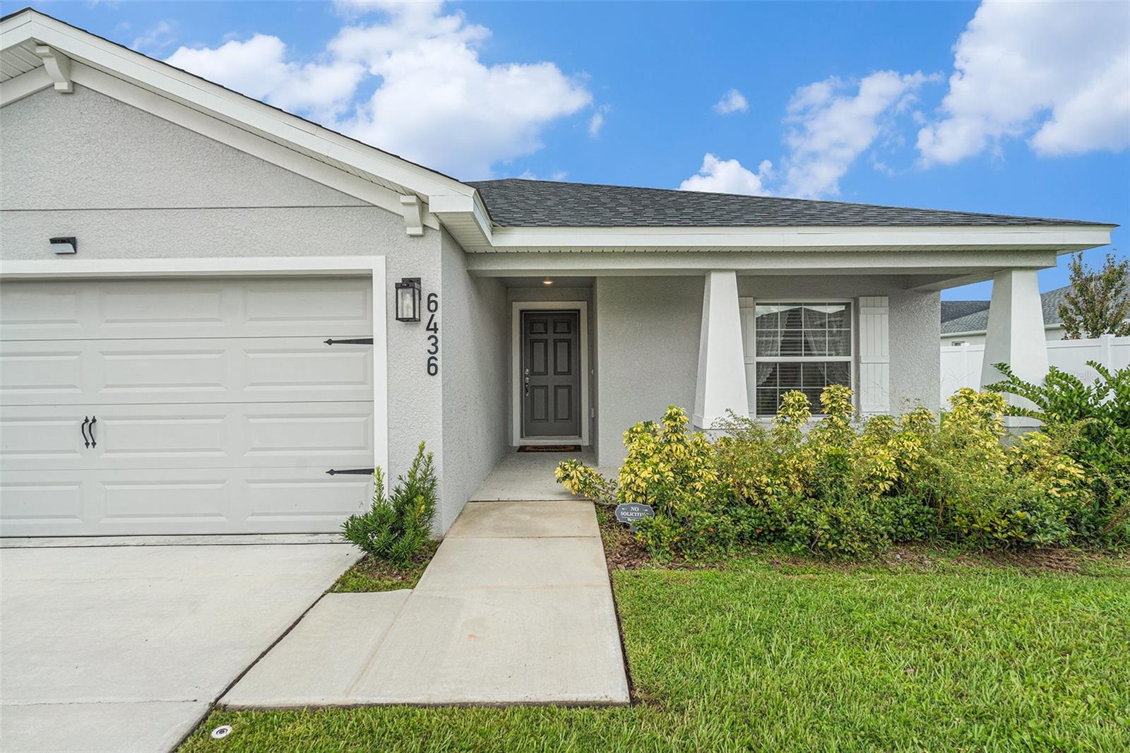 Listing photo id 2 for 6436 Pebblebrooke Way