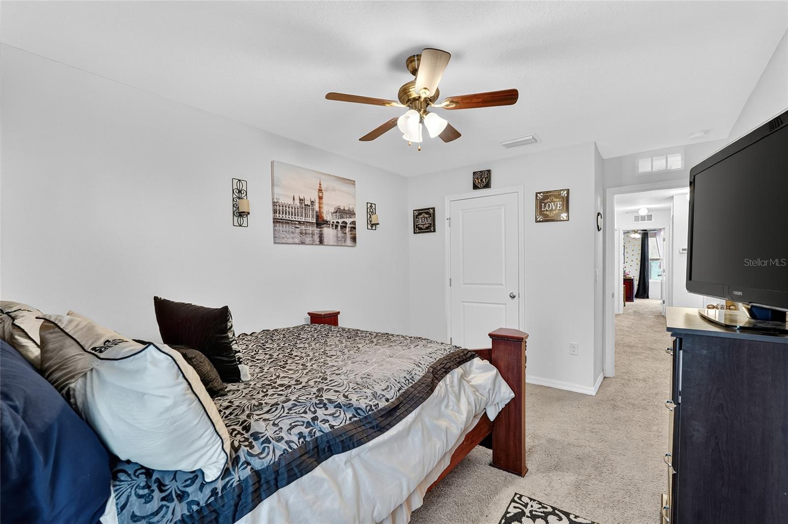 Image 22 of 36 For 802 Wiltonway Drive