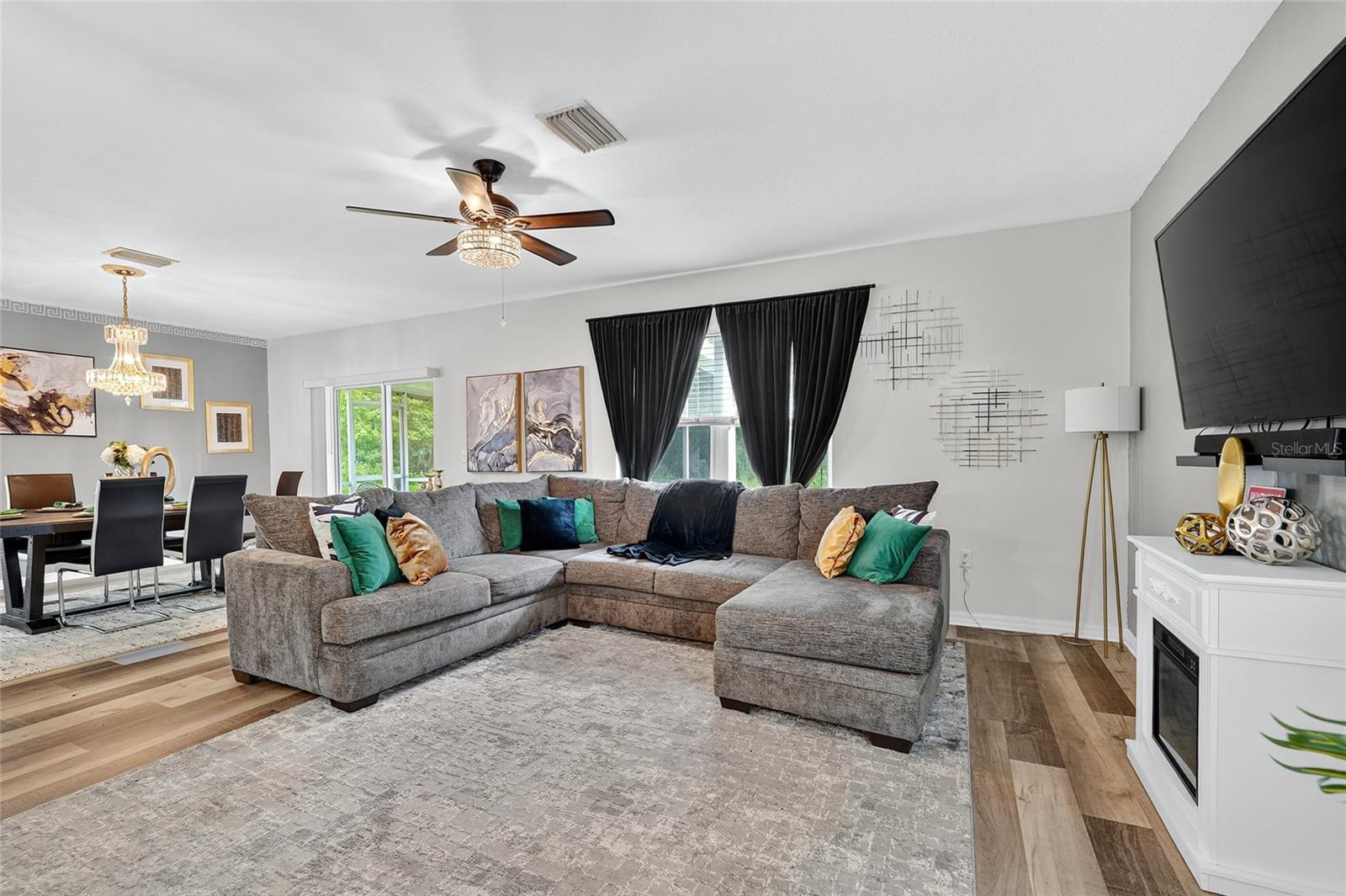 Image 4 of 36 For 802 Wiltonway Drive