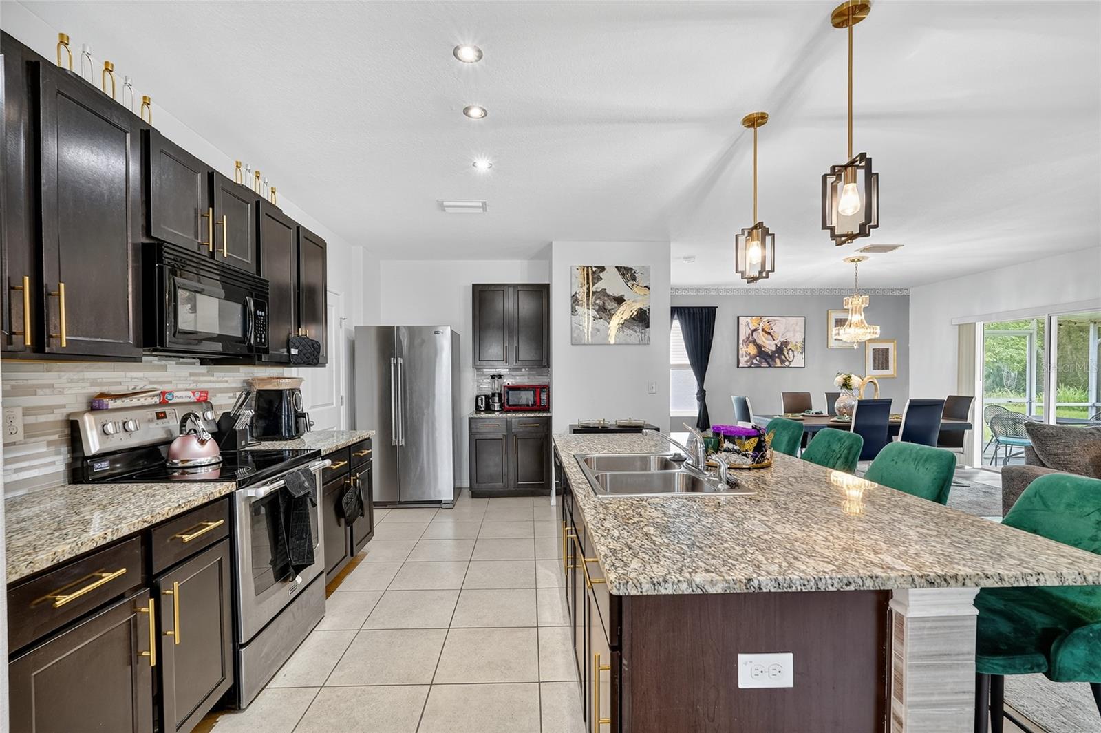 Image 8 of 36 For 802 Wiltonway Drive