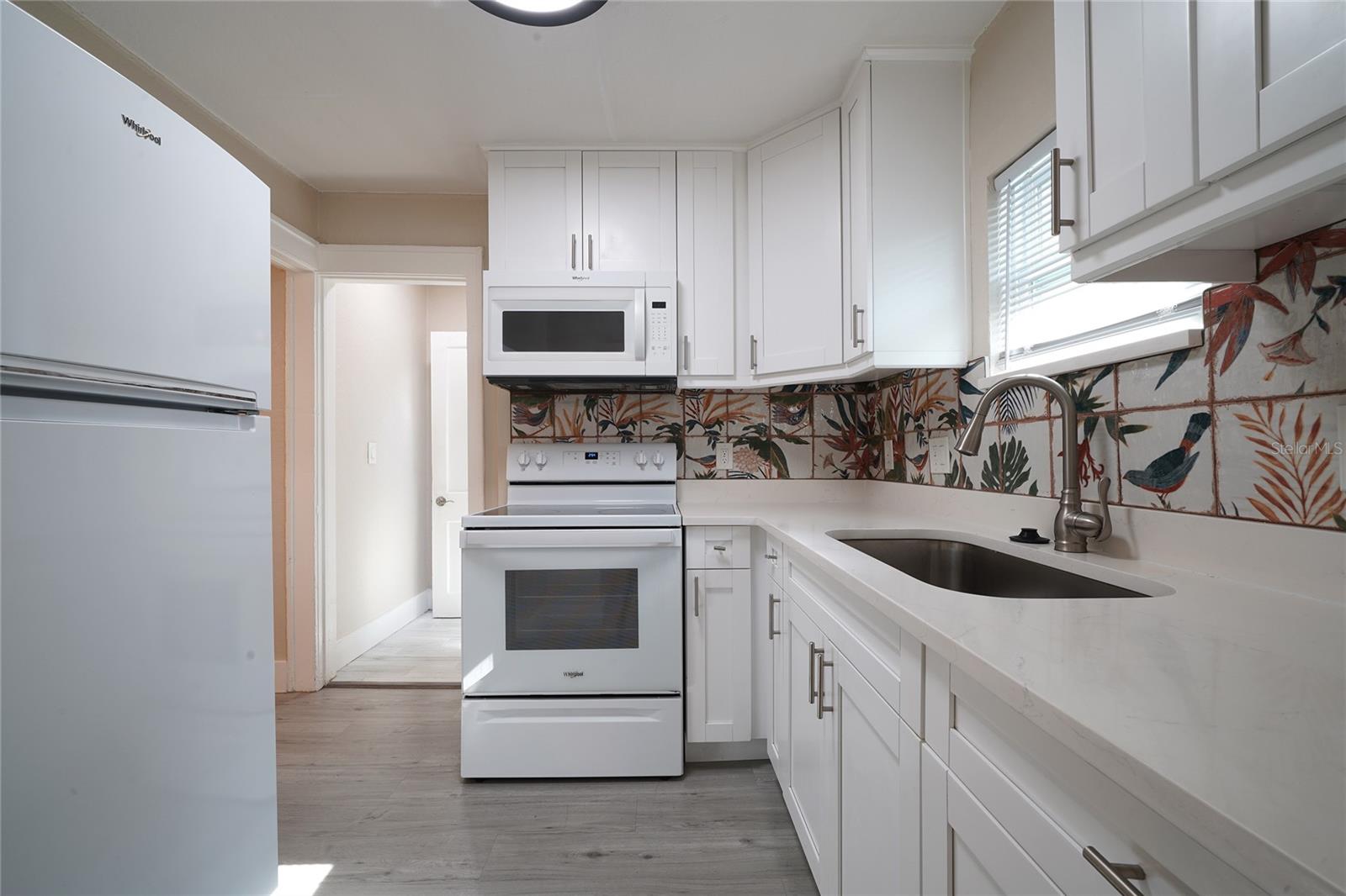 Image 4 of 20 For 4718 13th Avenue S