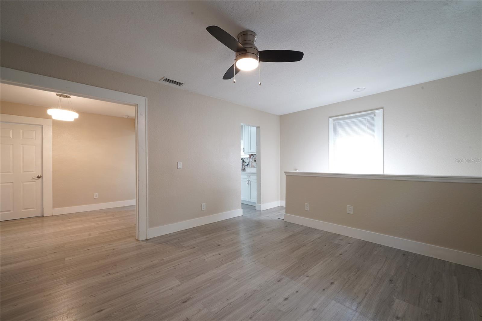 Image 7 of 20 For 4718 13th Avenue S