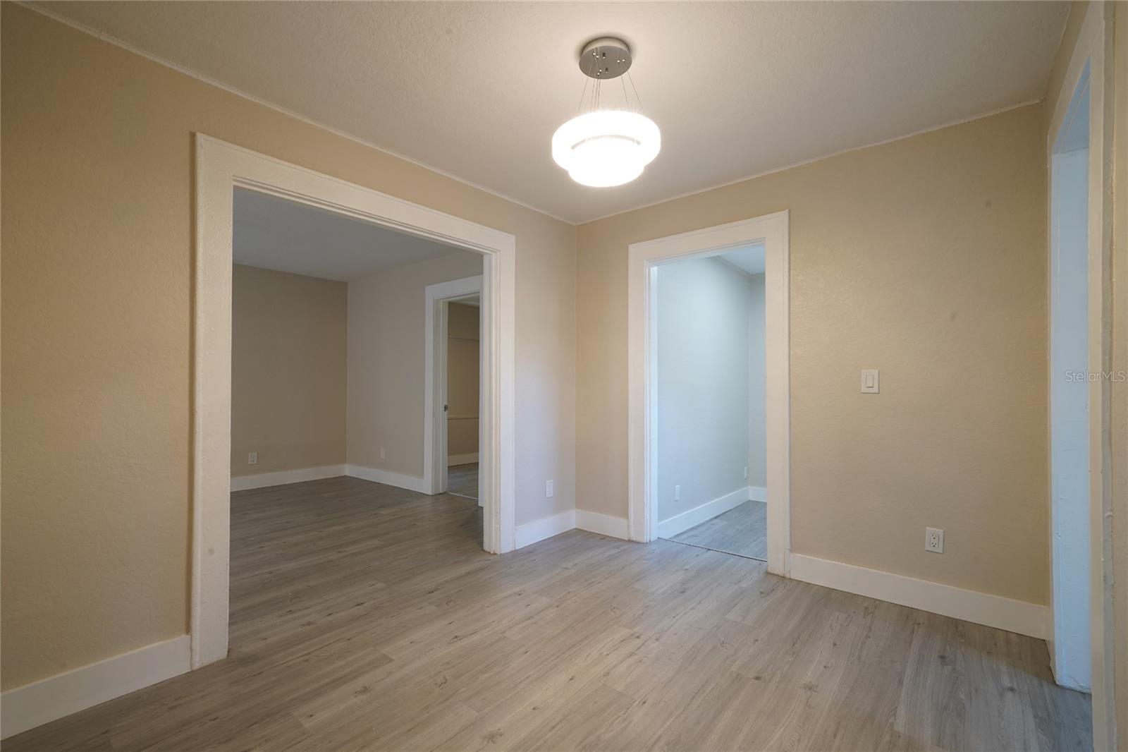 Image 9 of 20 For 4718 13th Avenue S