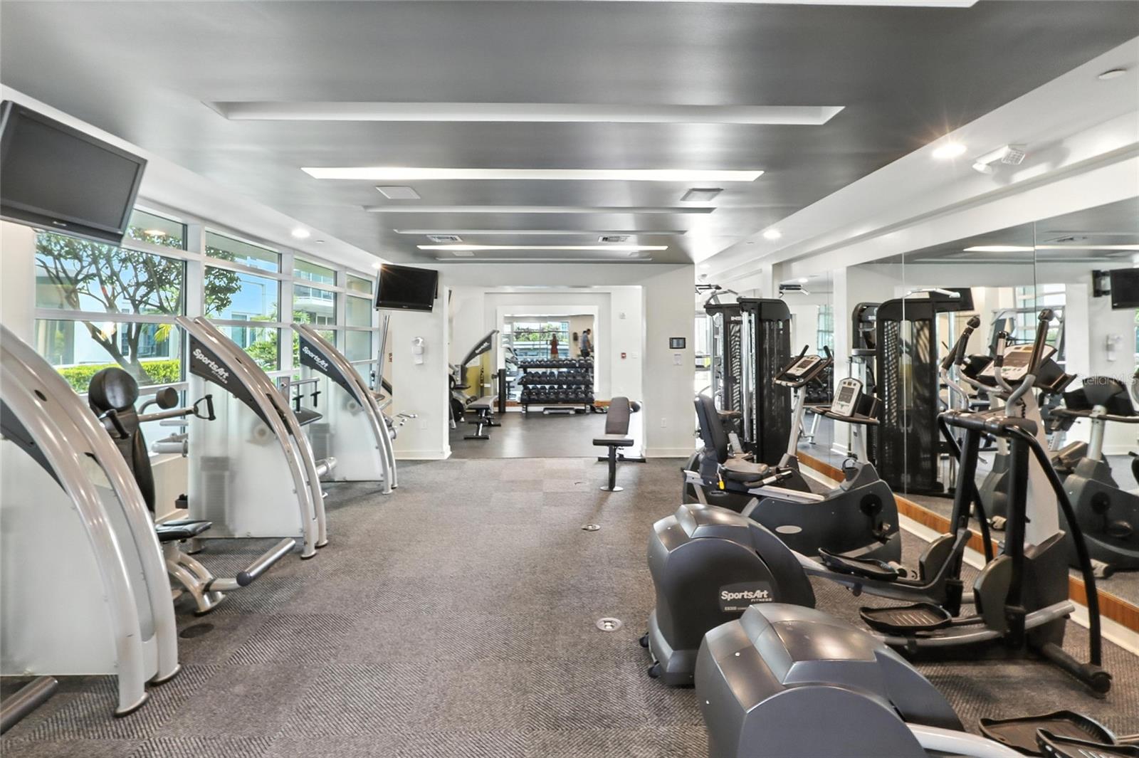 Image 22 of 35 For 111 12th Street 1414