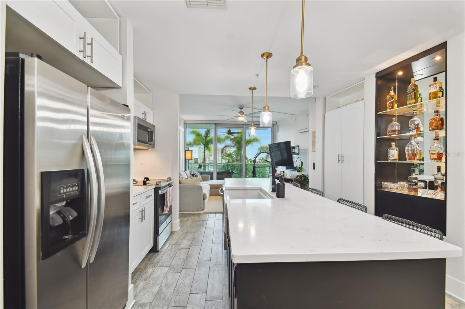 Image 4 of 35 For 111 12th Street 1414