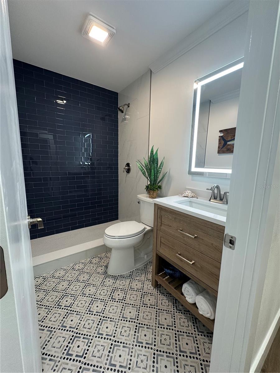 Image 12 of 45 For 2700 Bayshore Boulevard 2208