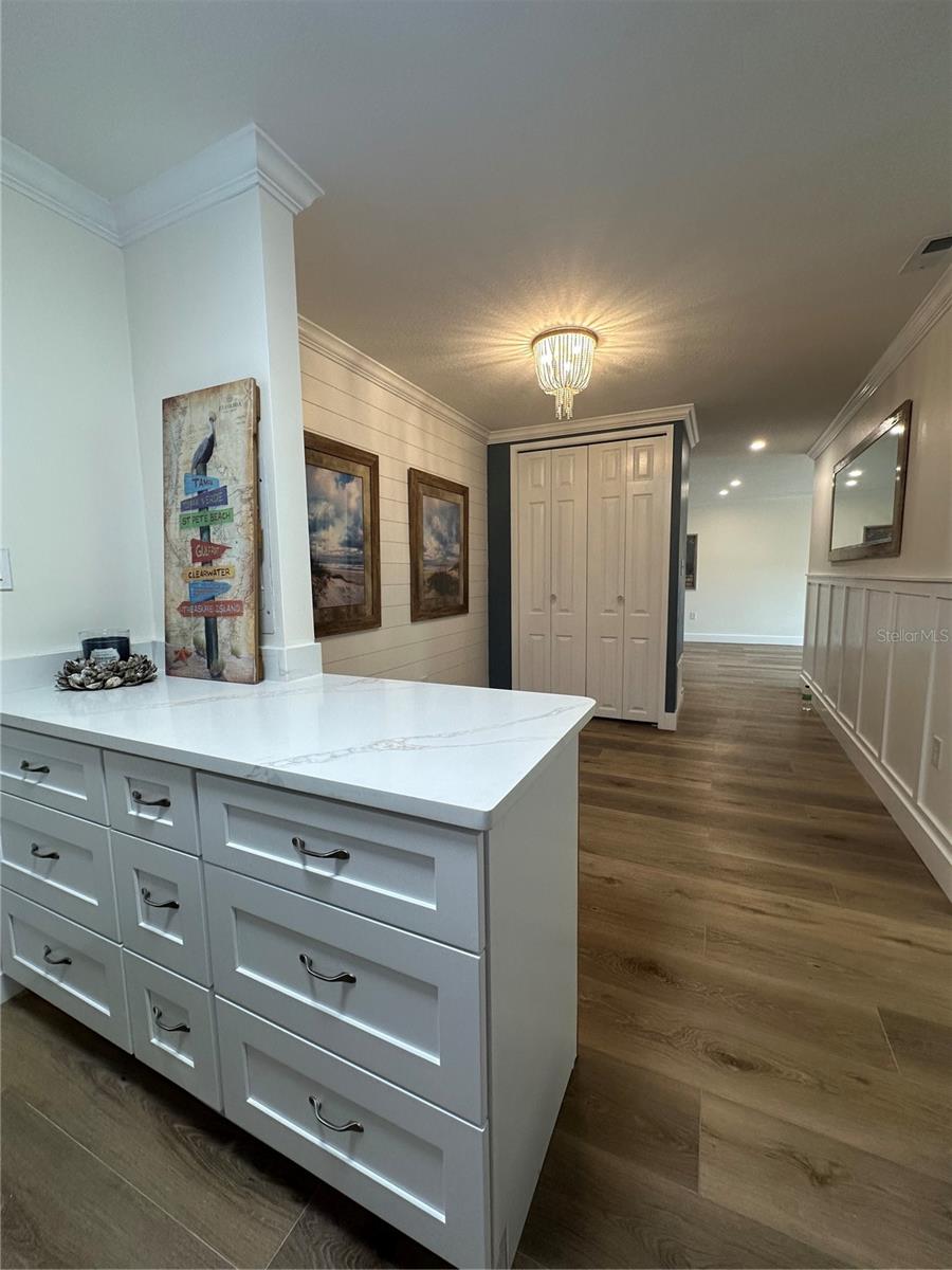 Image 2 of 45 For 2700 Bayshore Boulevard 2208