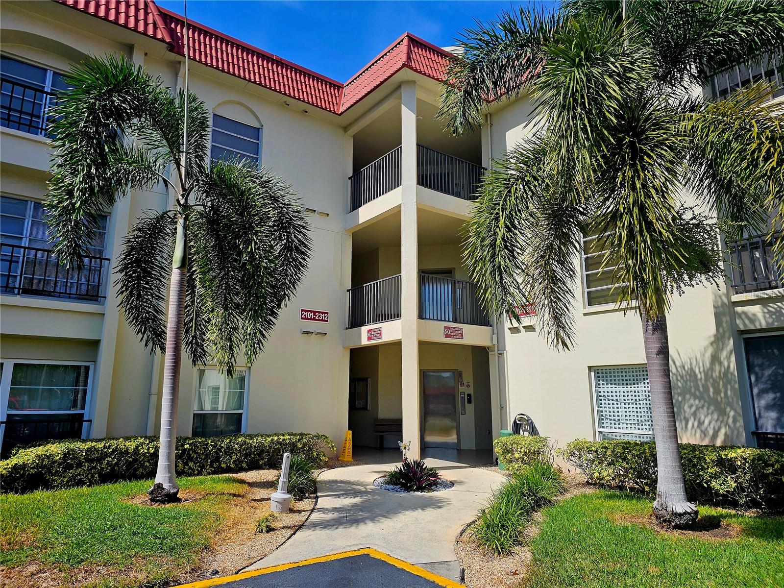 Image 6 of 45 For 2700 Bayshore Boulevard 2208