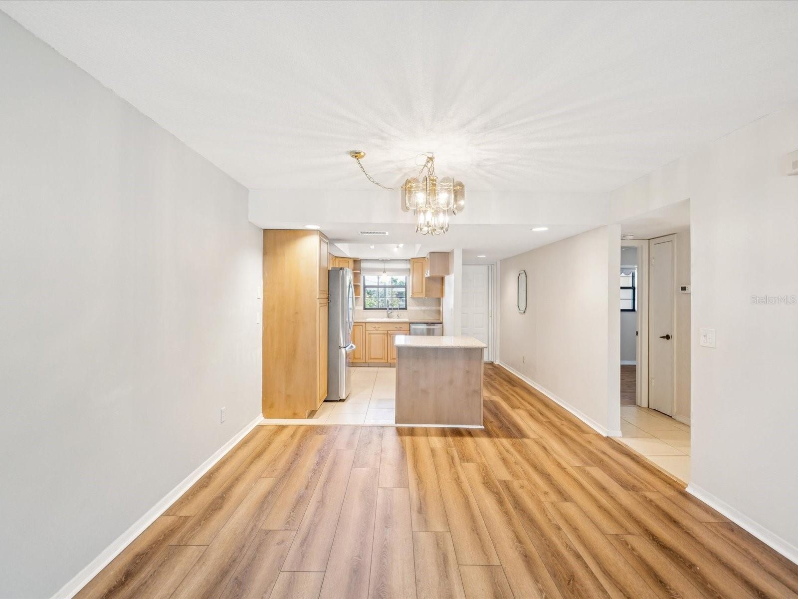 Image 7 of 26 For 12900 Vonn Road E203