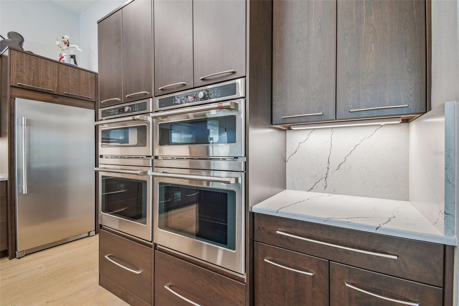 Listing photo id 10 for 29171 Ginnetto Drive