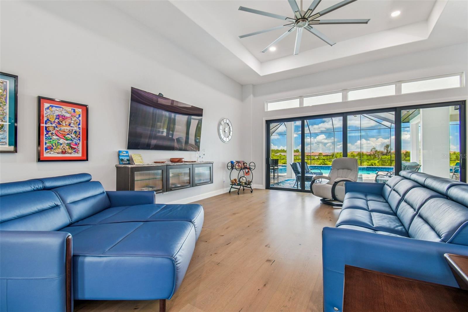 Listing photo id 21 for 29171 Ginnetto Drive